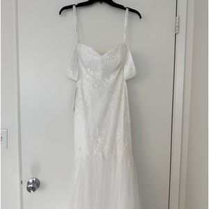 Azazie Salena Wedding dress in diamond white. Fit and flare.